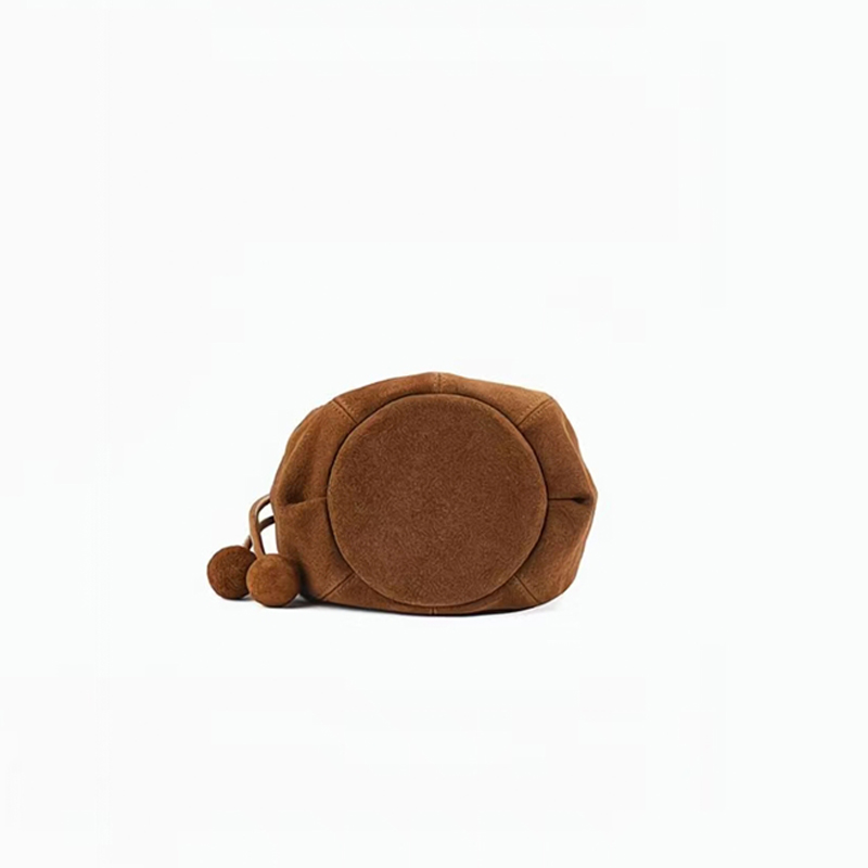 Frosted Suede Bucket Bag Pompo - Interior Design High End recensie en prijs